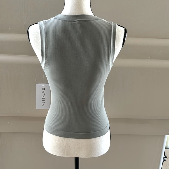 Athleta Renew Seamless Muscle Tank. Light Green. Size Small. NWT. - Picture 4 of 8